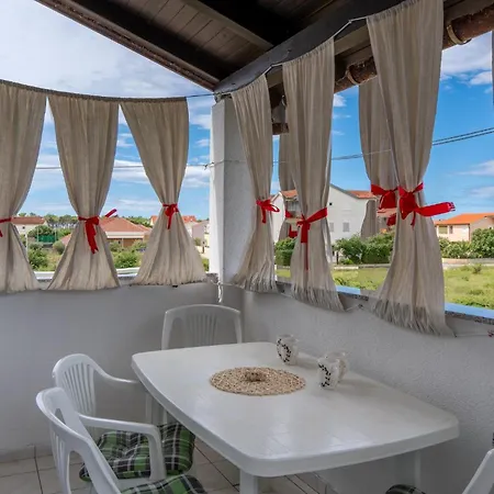 Apartament Mivema *